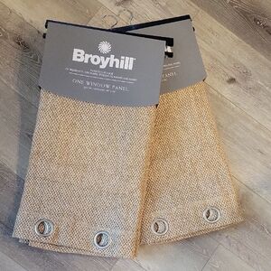 Broyhill Sheer Natural Tan Curtain Panel Indoor/Outdoor UV resistant 38x96